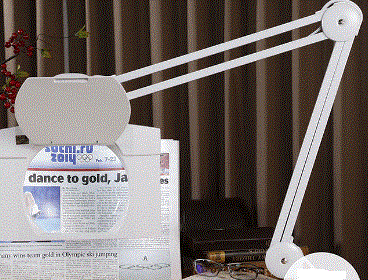 BV08L  3X和5X 大鏡片LED夾式放大鏡 110V~240V